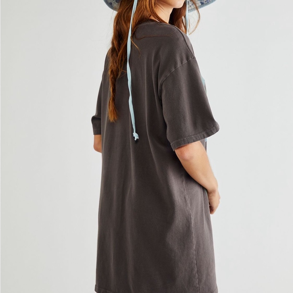 NWOT Daydreamer Brown Tee / Dress with Willie Nelson graphic - Picture 3 of 9